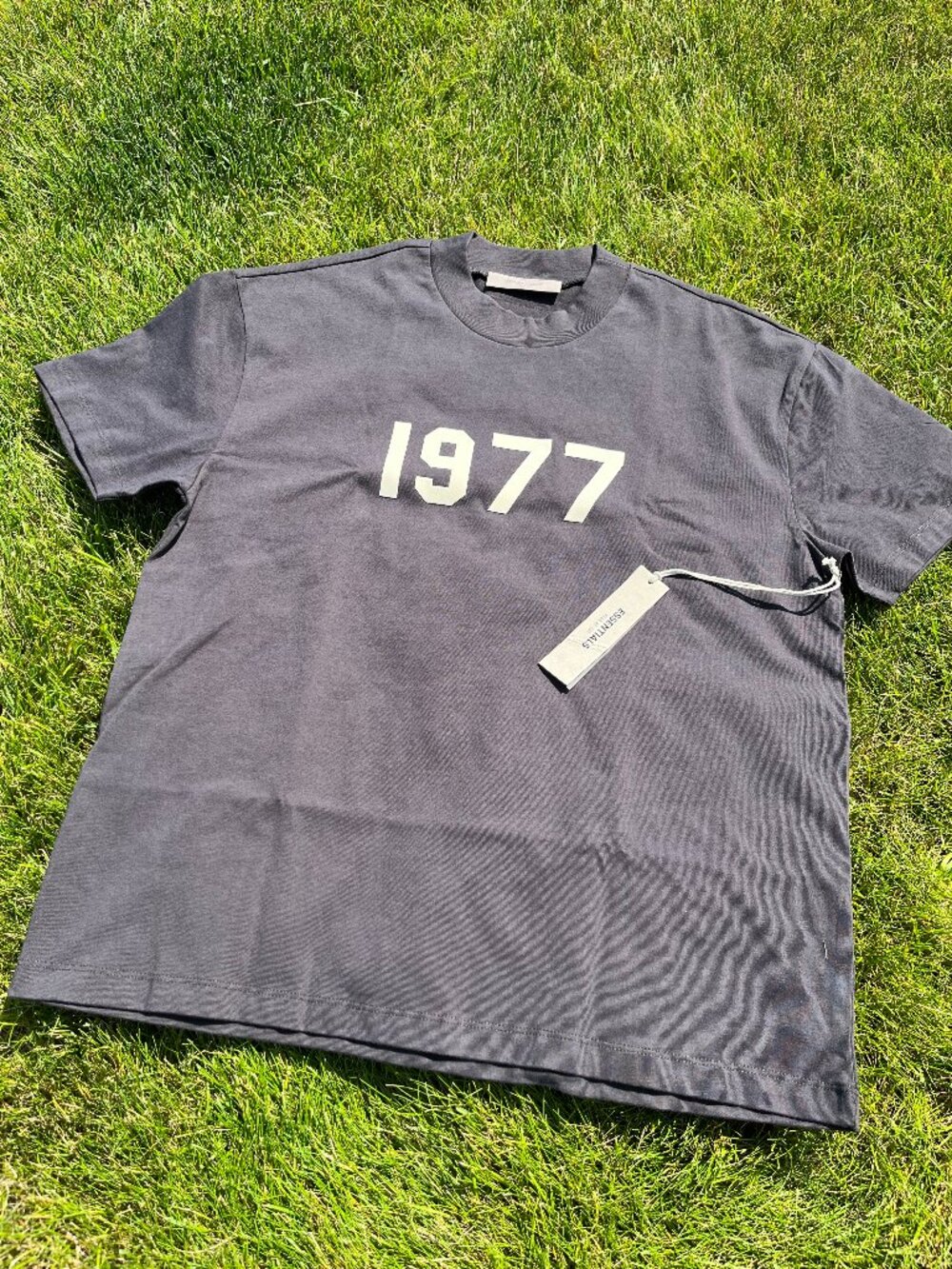 Fear of God Black 1977 graphic tshirt size s oversized streetwear